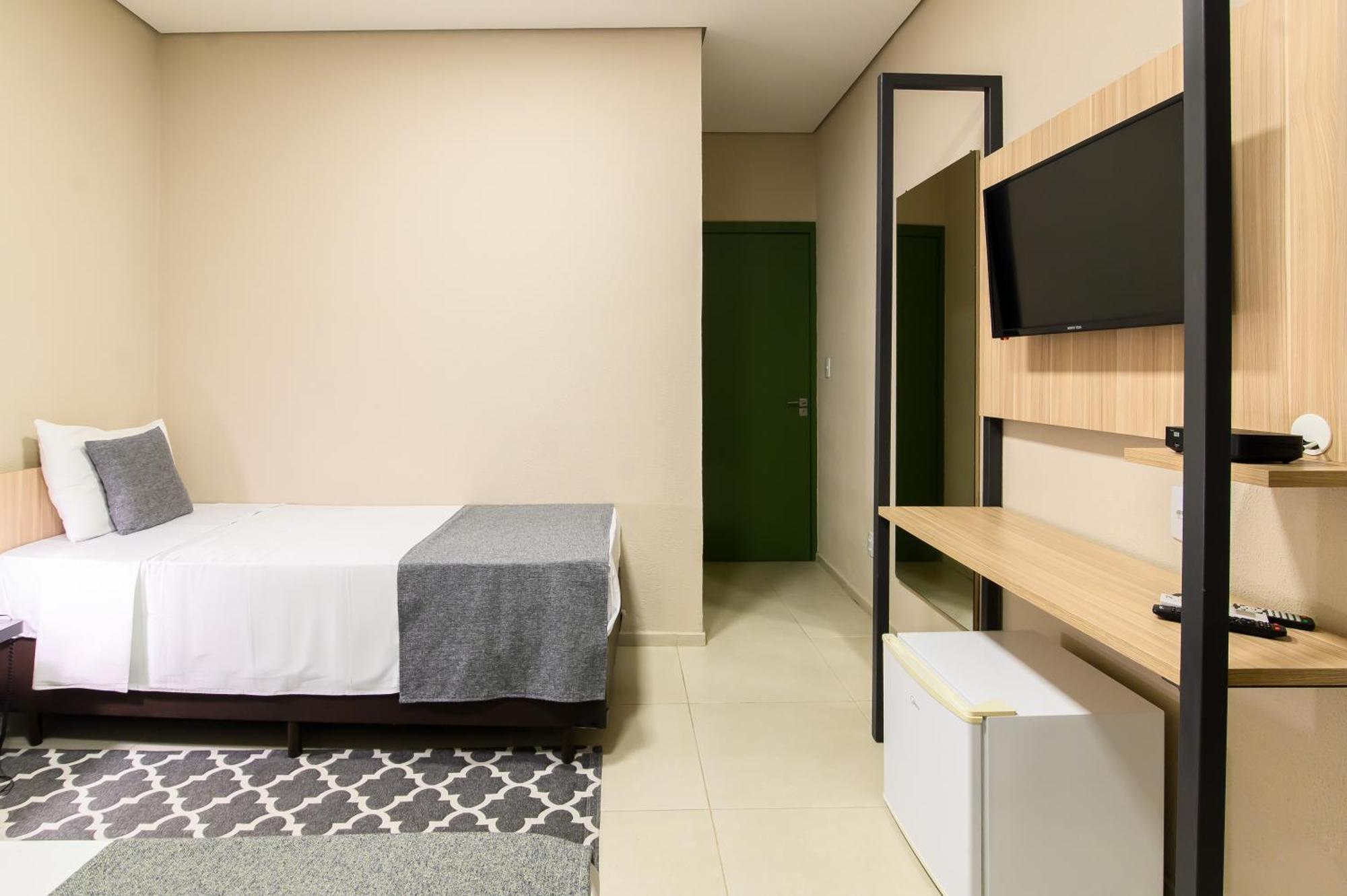 Hotel Santa Cruz Санта-Крус-ду-Сул Экстерьер фото