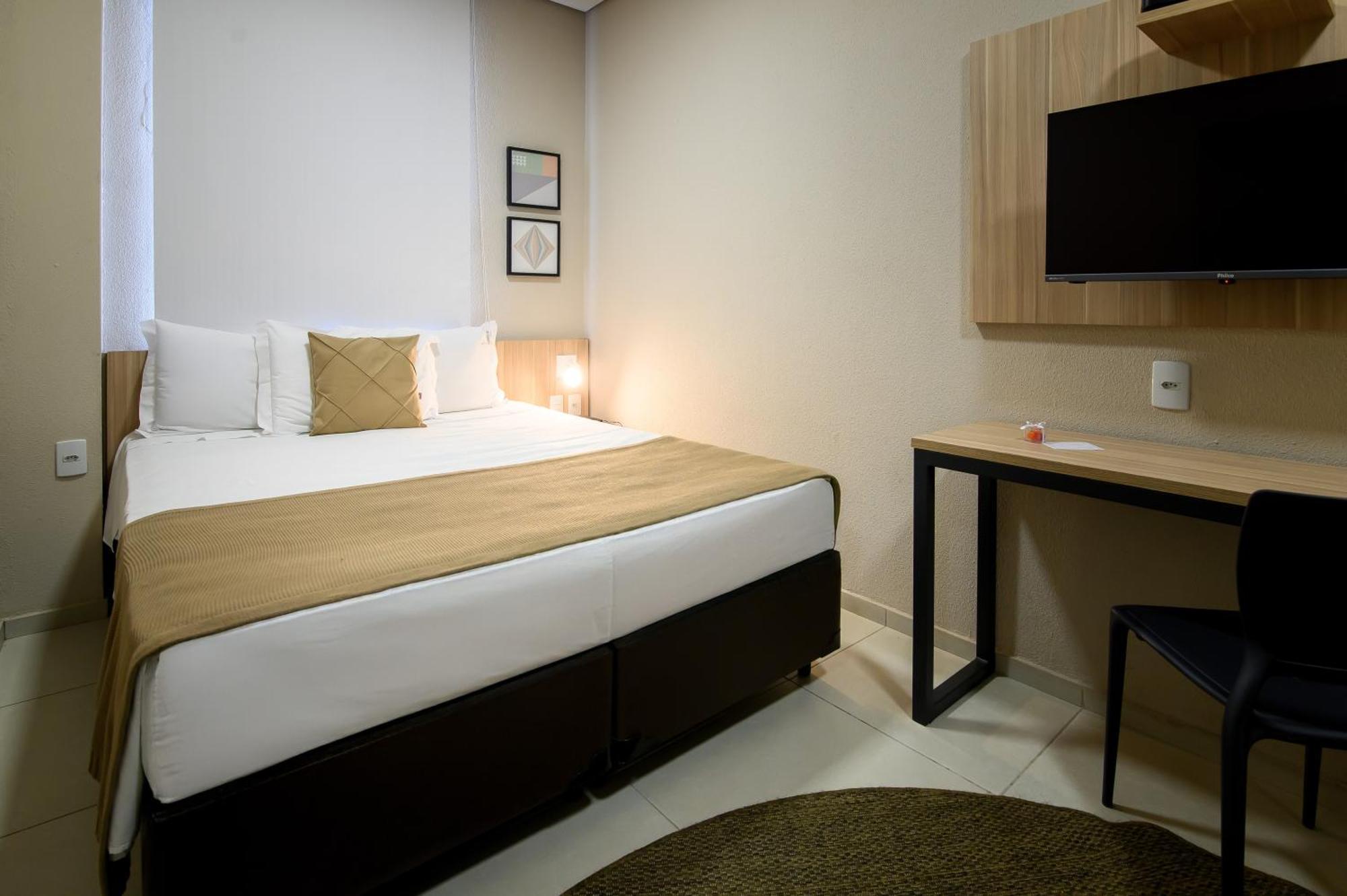 Hotel Santa Cruz Санта-Крус-ду-Сул Экстерьер фото
