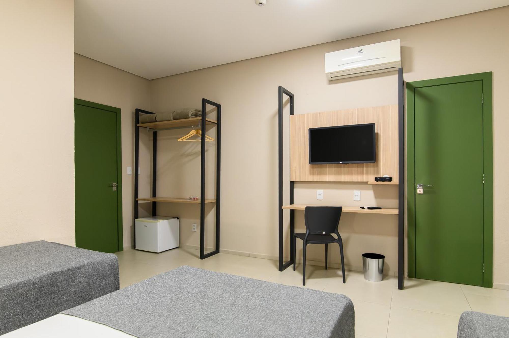 Hotel Santa Cruz Санта-Крус-ду-Сул Экстерьер фото